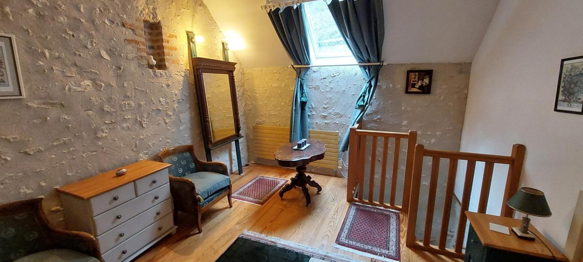 La Source De Bury Bed & Breakfast