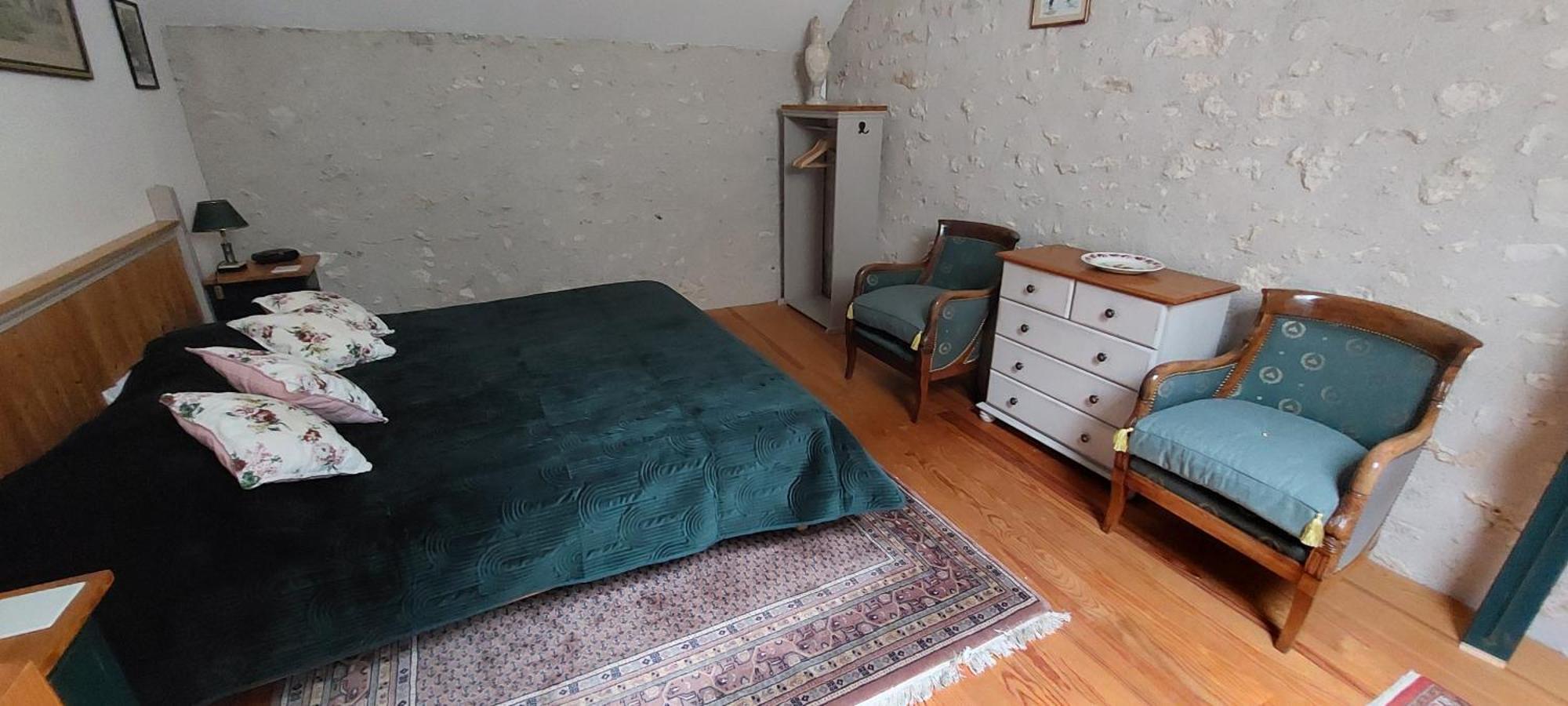 La Source De Bury Bed & Breakfast 3*